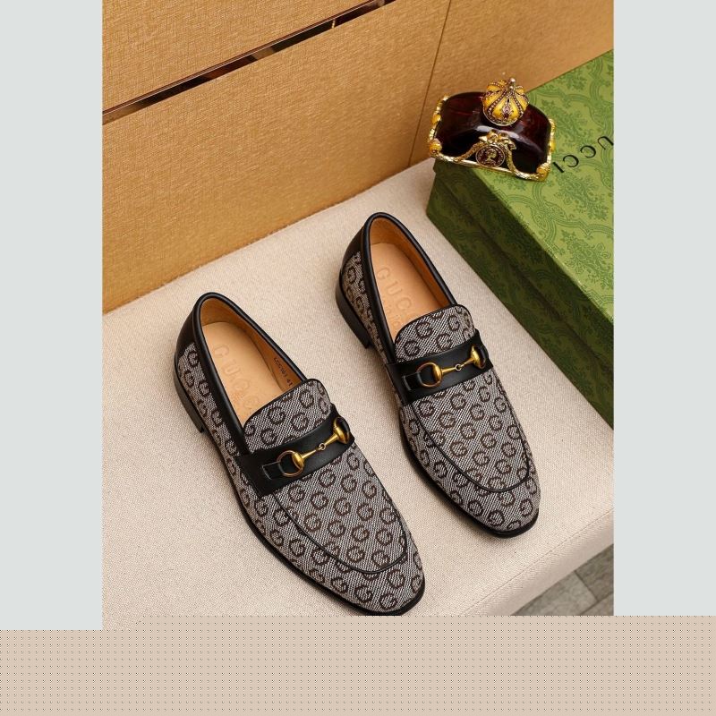G*u*i leather shoes